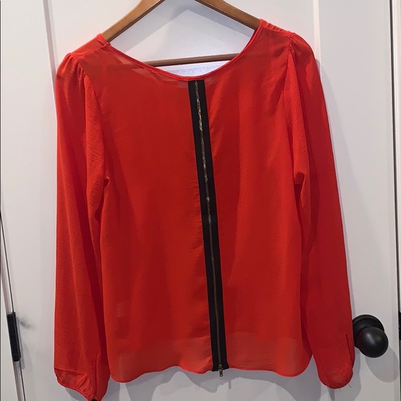 Shirt - Picture 2 of 5